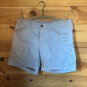 Kuhl  women’s shorts size 6 in a lavender